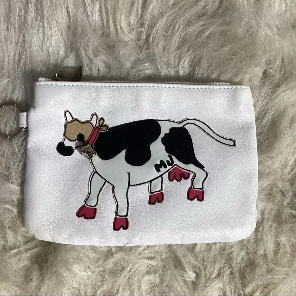 Marc Jacobs Cow on White Leather Top Zip Wristlet Keychain Clutch Bag